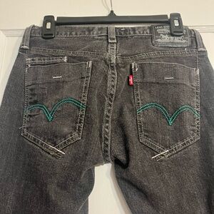 2000’s Levi’s with green stitching